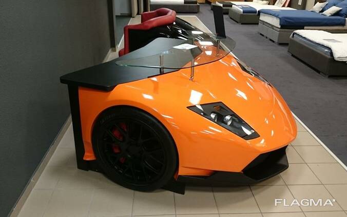 Racing desks Lamborghini Murciélago created by Frost Design
